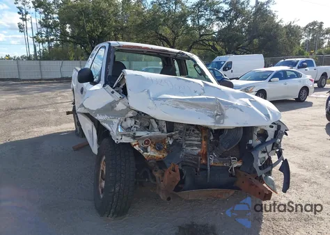 2004 Ford F-150 Heritage Xl/Xlt из США, поврежденный, VIN 2FTRX18W74CA98704